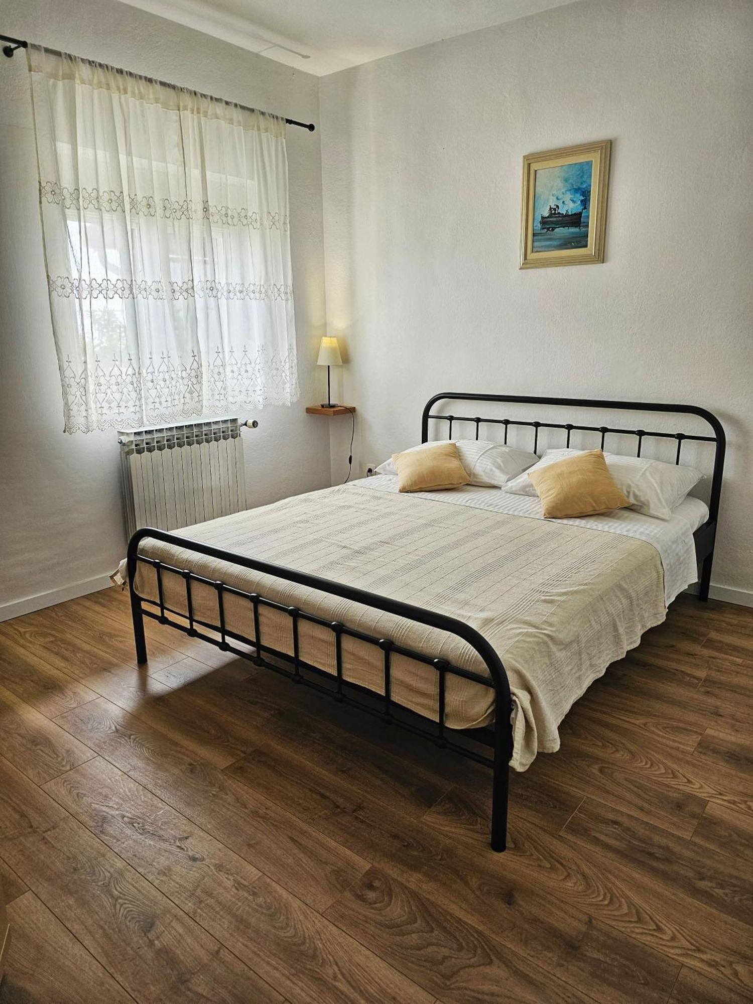 Apartments Plejic Сегет-Враница Экстерьер фото